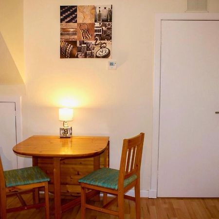 Welcoming And Homely 2 Bed In Central Location Edinburg Exteriör bild